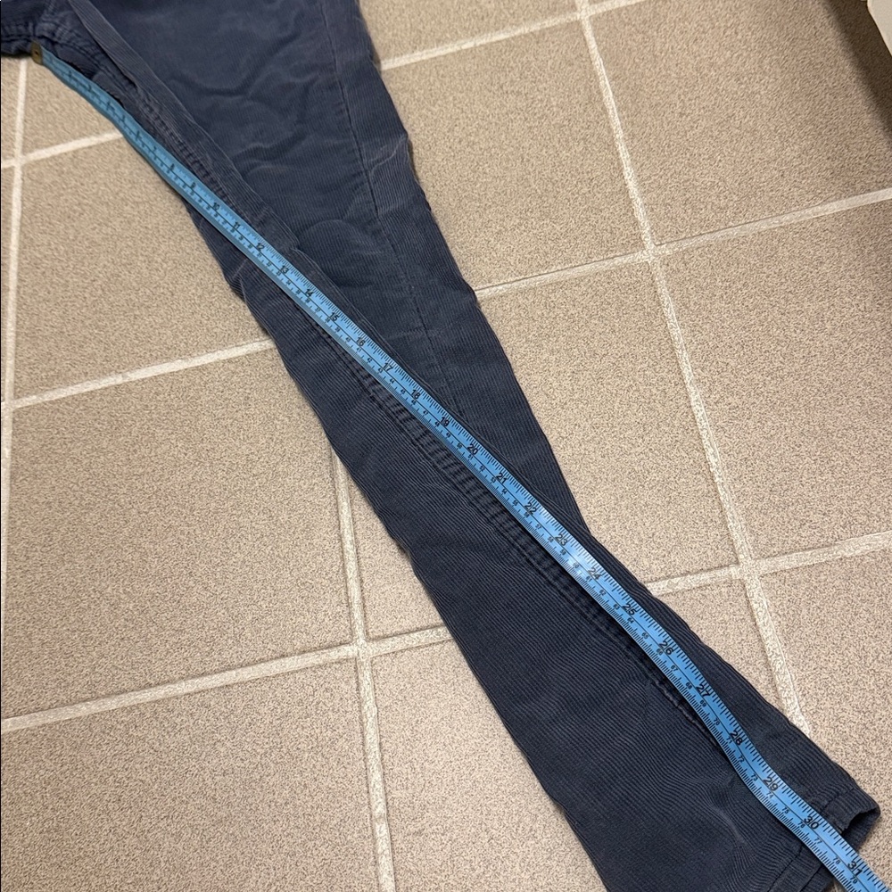 Vintage 1970s Levi’s Corduroy Pants Talon Zip, Unisex - Picture 7 of 11